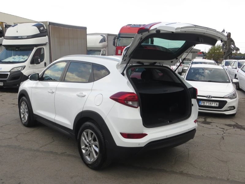 Hyundai Tucson 1, 7 CRDI EURO 6b, снимка 16 - Автомобили и джипове - 47121775