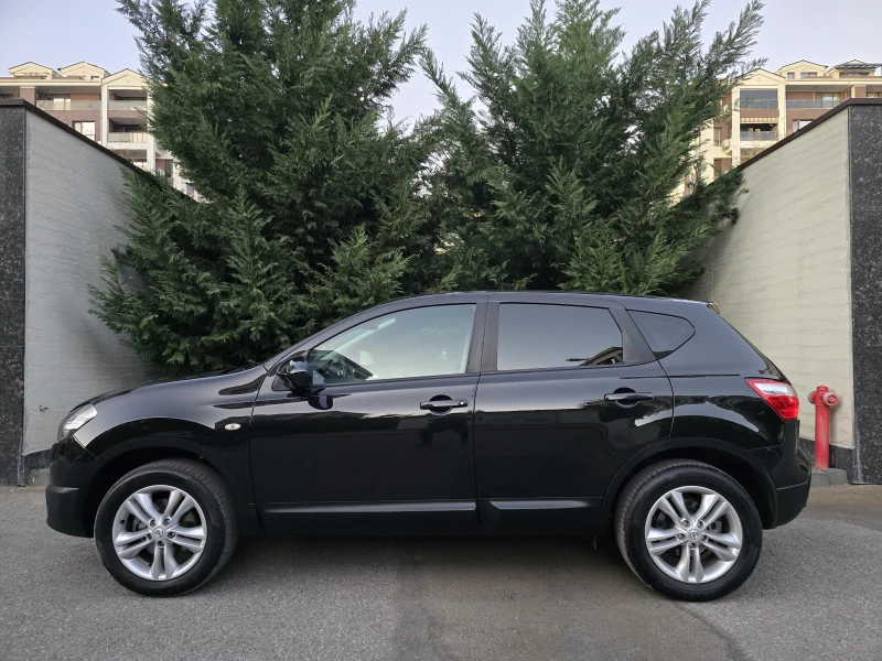 Nissan Qashqai 1.6i-LPG-NAVI, снимка 8 - Автомобили и джипове - 47682202