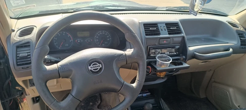 Nissan Terrano, снимка 4 - Автомобили и джипове - 49038428