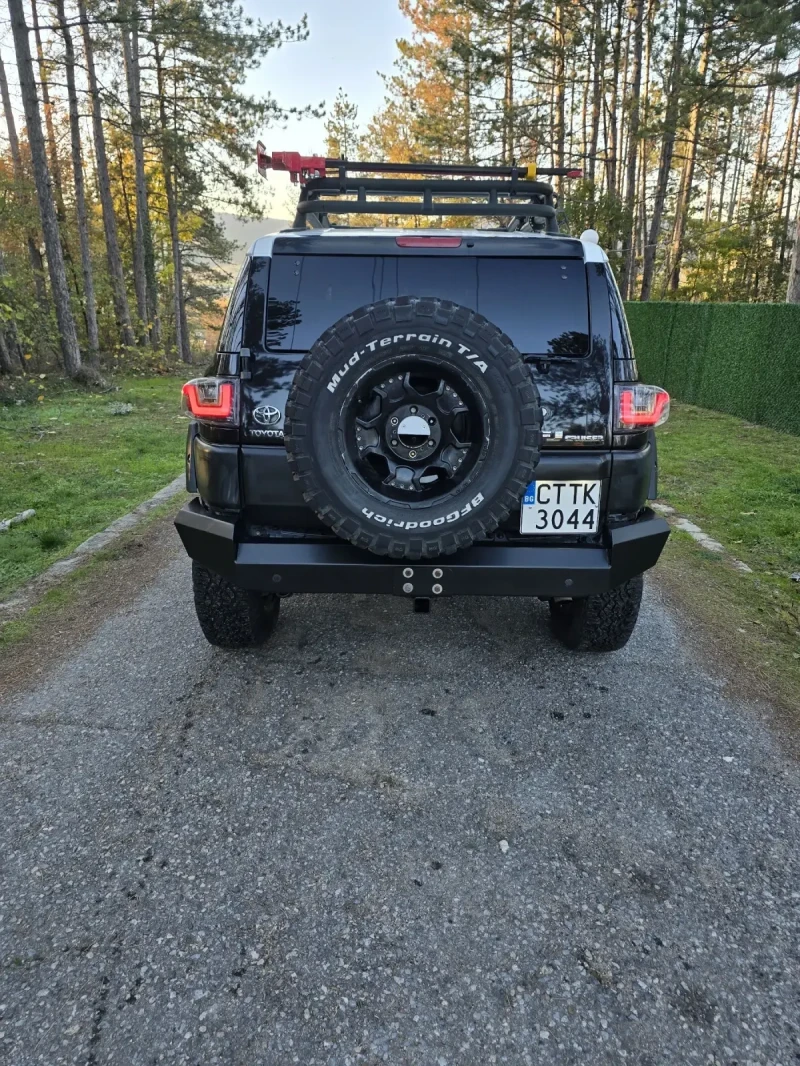 Toyota Fj cruiser Уникат!, снимка 5 - Автомобили и джипове - 52633467