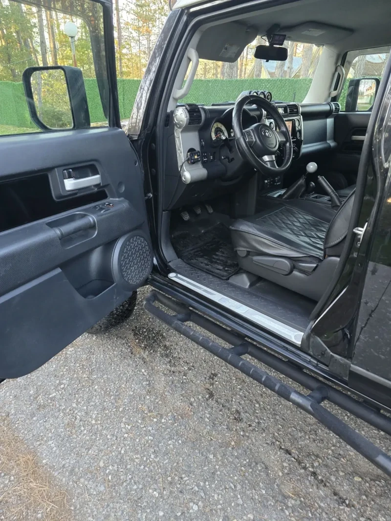 Toyota Fj cruiser Уникат!, снимка 7 - Автомобили и джипове - 52633467