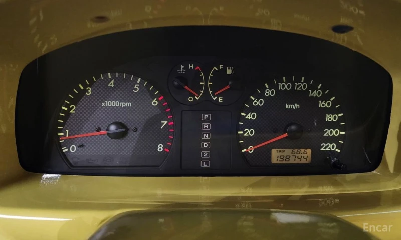 Hyundai Terracan, снимка 8 - Автомобили и джипове - 52964624