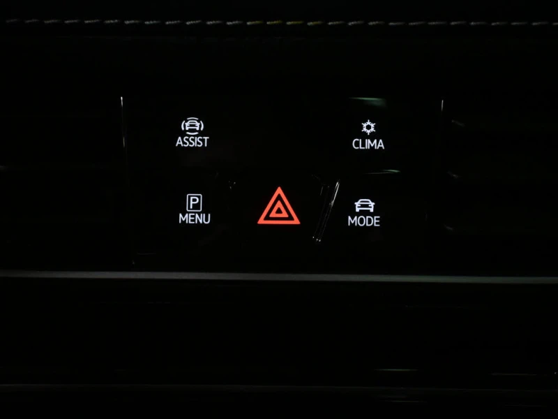 VW Atlas * 4Motion* АвтоКреди* (ЦЕНА ДО БГ), снимка 12 - Автомобили и джипове - 52998461