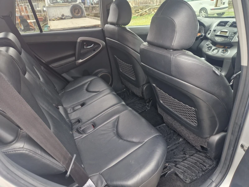 Toyota Rav4 2.2D4D, 177кс, 07г, 4x4.БЕЗ РЪЖДИ, снимка 9 - Автомобили и джипове - 53293573