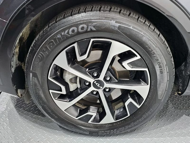 Kia Sportage Nobleless 2WD| 226к.с.| ВКЛ.ТЕХНОТЕСТ, снимка 5 - Автомобили и джипове - 55112033