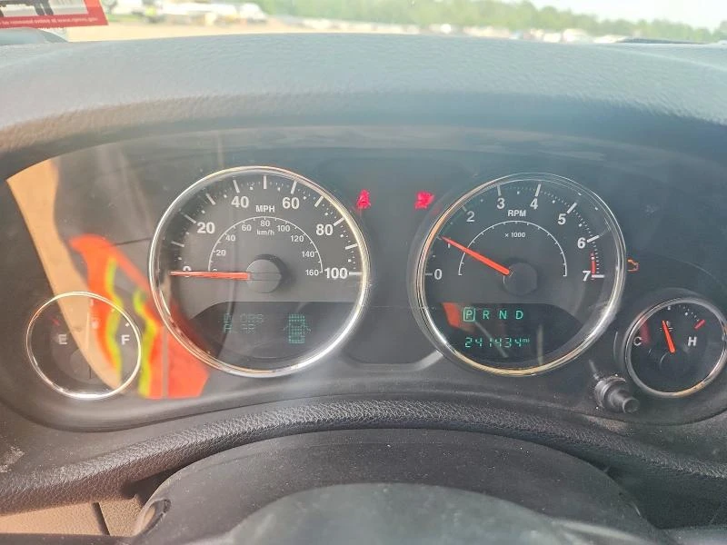 Jeep Wrangler Unlimited Sport, снимка 9 - Автомобили и джипове - 55572146
