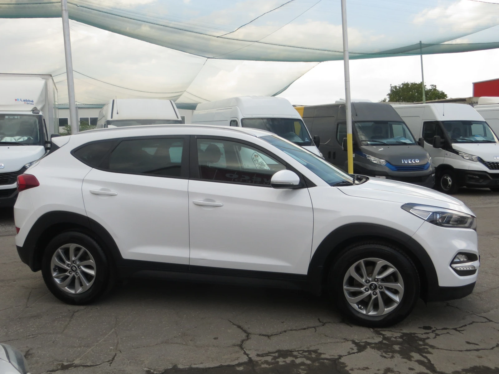 Hyundai Tucson 1, 7 CRDI EURO 6b - изображение 5