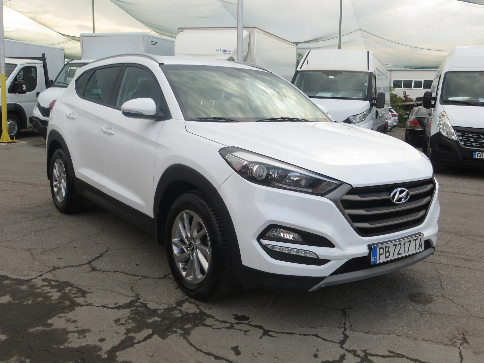 Hyundai Tucson 1, 7 CRDI EURO 6b - изображение 6