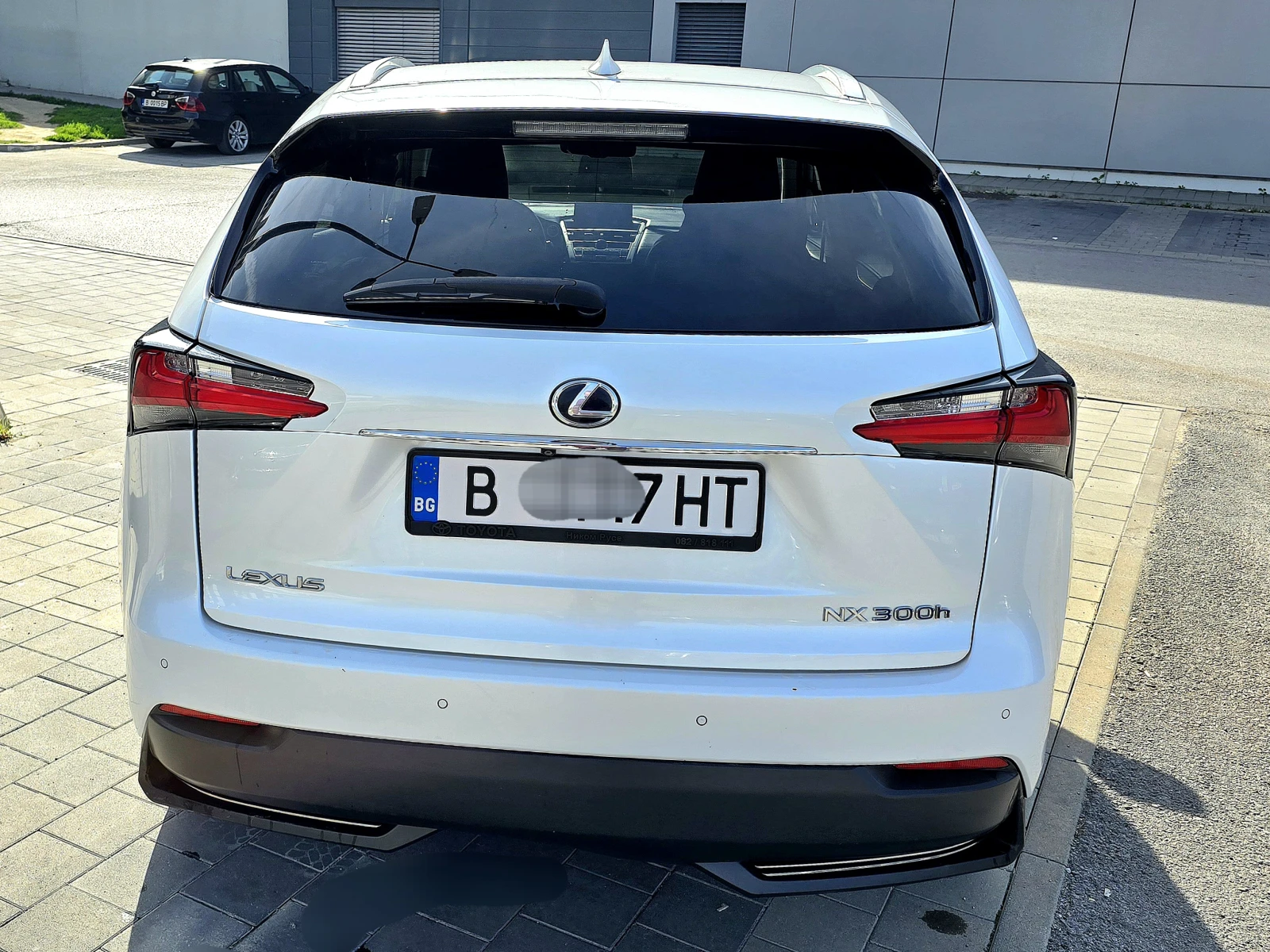 Lexus NX 300h  4х4 хибрид /LPG - изображение 3