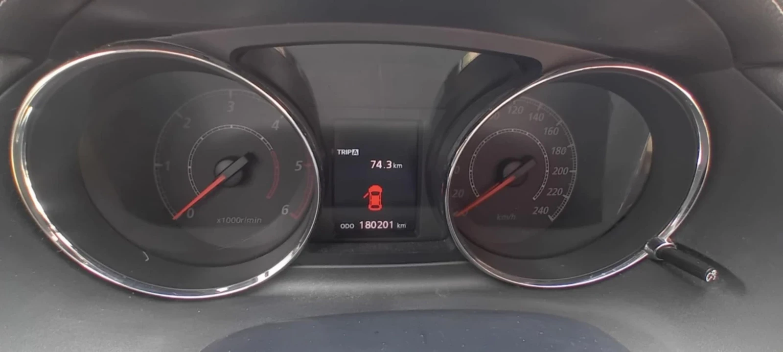 Citroen C-Crosser  - изображение 9