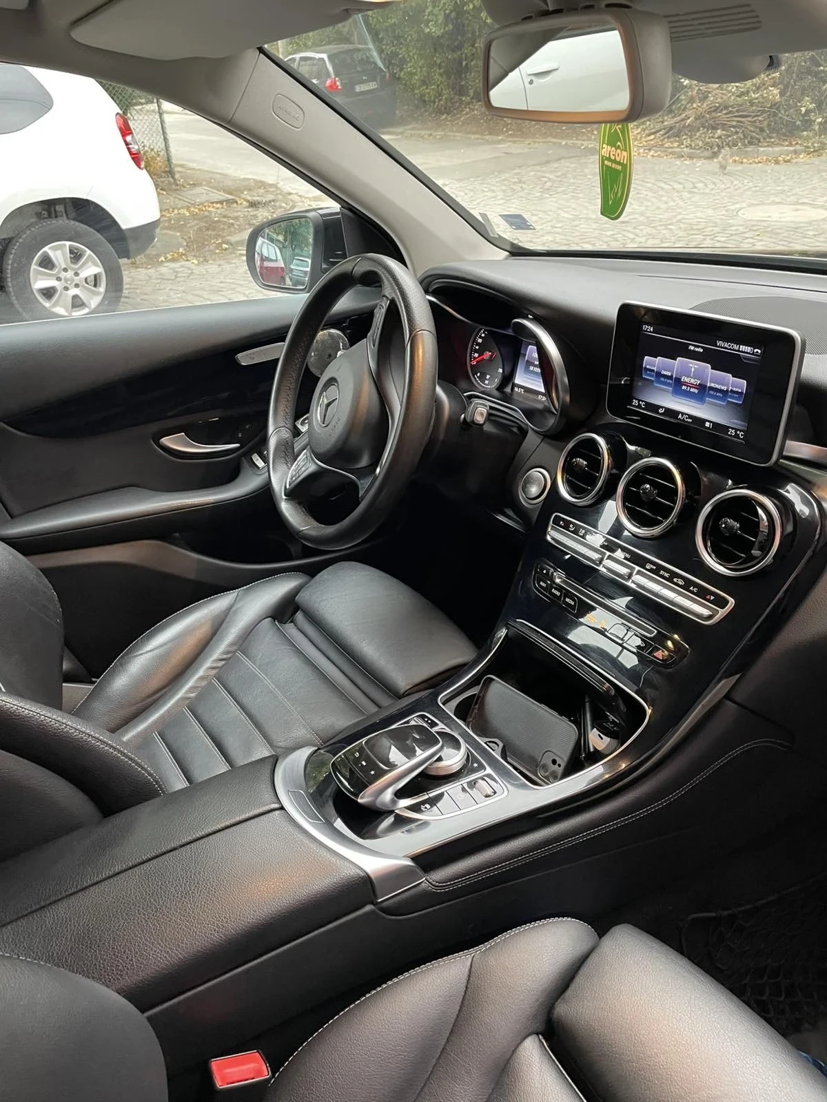 Mercedes-Benz GLC 250 Distronic / Камера/ AMG  - изображение 7