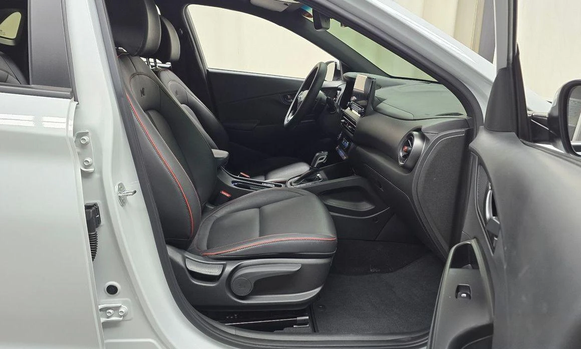 Hyundai Kona Gasoline 1.6 Turbo 2WD N Line Modern - изображение 10