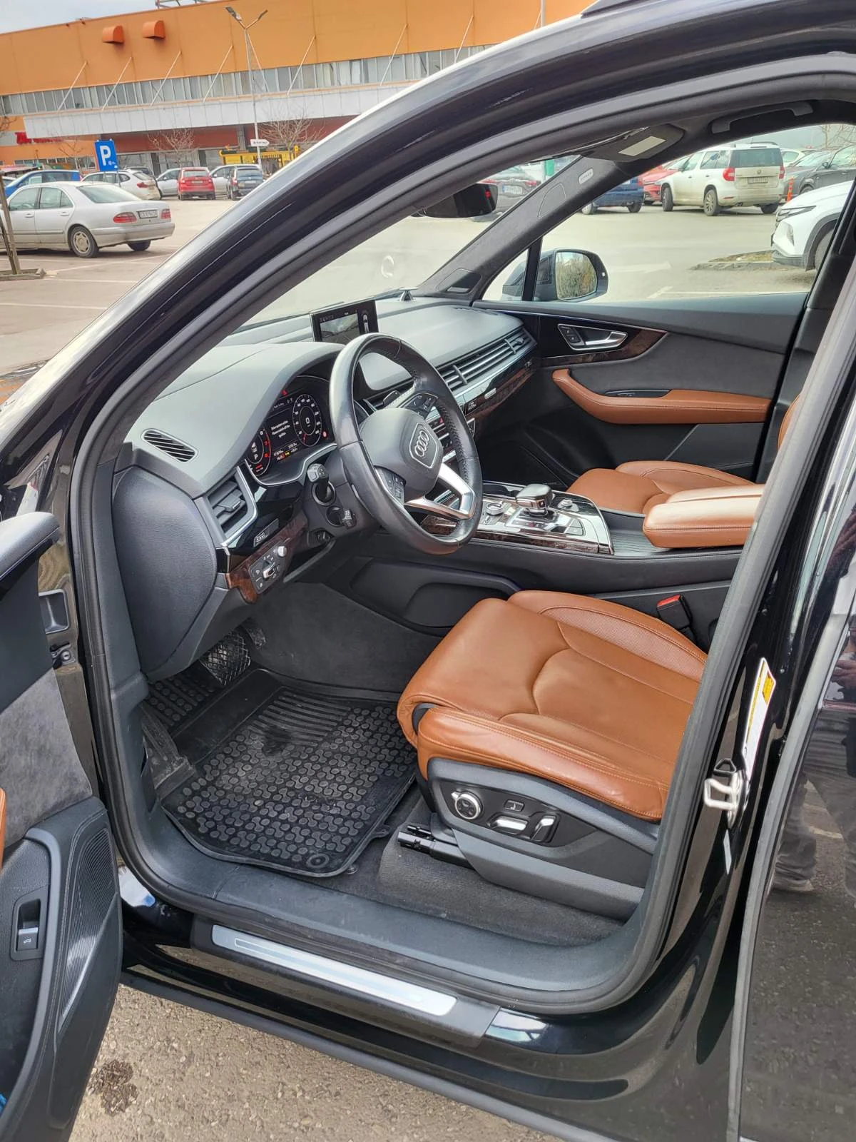 Audi Q7 333hp /  Bang & Olufsen / 360 / Black Optic  - изображение 6