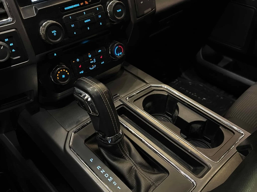 Ford F150 * 4WD SuperCrew 145" * CARFAX * ��� ���������� | Mobile.bg � ����������� 15