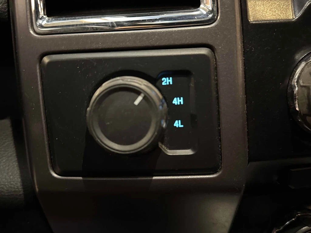 Ford F150 * 4WD SuperCrew 145" * CARFAX * ��� ���������� | Mobile.bg � ����������� 16