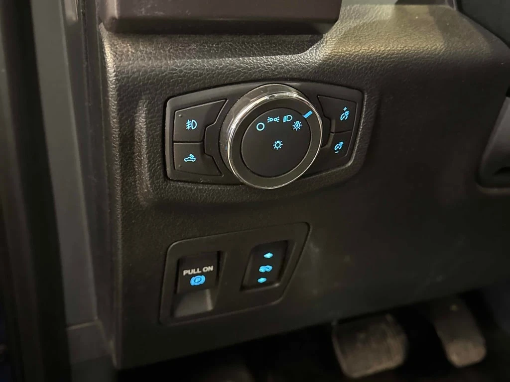 Ford F150 * 4WD SuperCrew 145" * CARFAX * ��� ���������� | Mobile.bg � ����������� 14