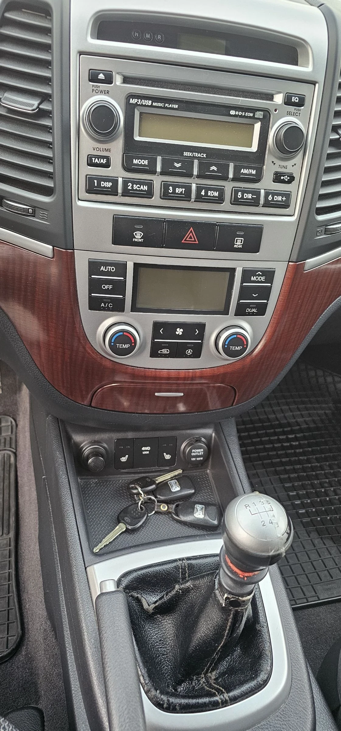 Hyundai Santa fe 2.7 ������ 4�4 �������� ��� | Mobile.bg � ����������� 12