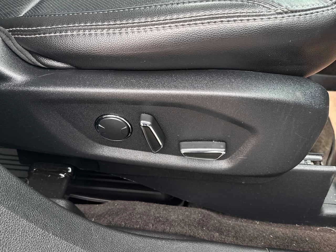 Ford Explorer Limited * ПОДГРЕВ * ОБДУХВАНЕ * ПРЕДСТАВИТЕЛСТВО, снимка 17 - Автомобили и джипове - 53959787