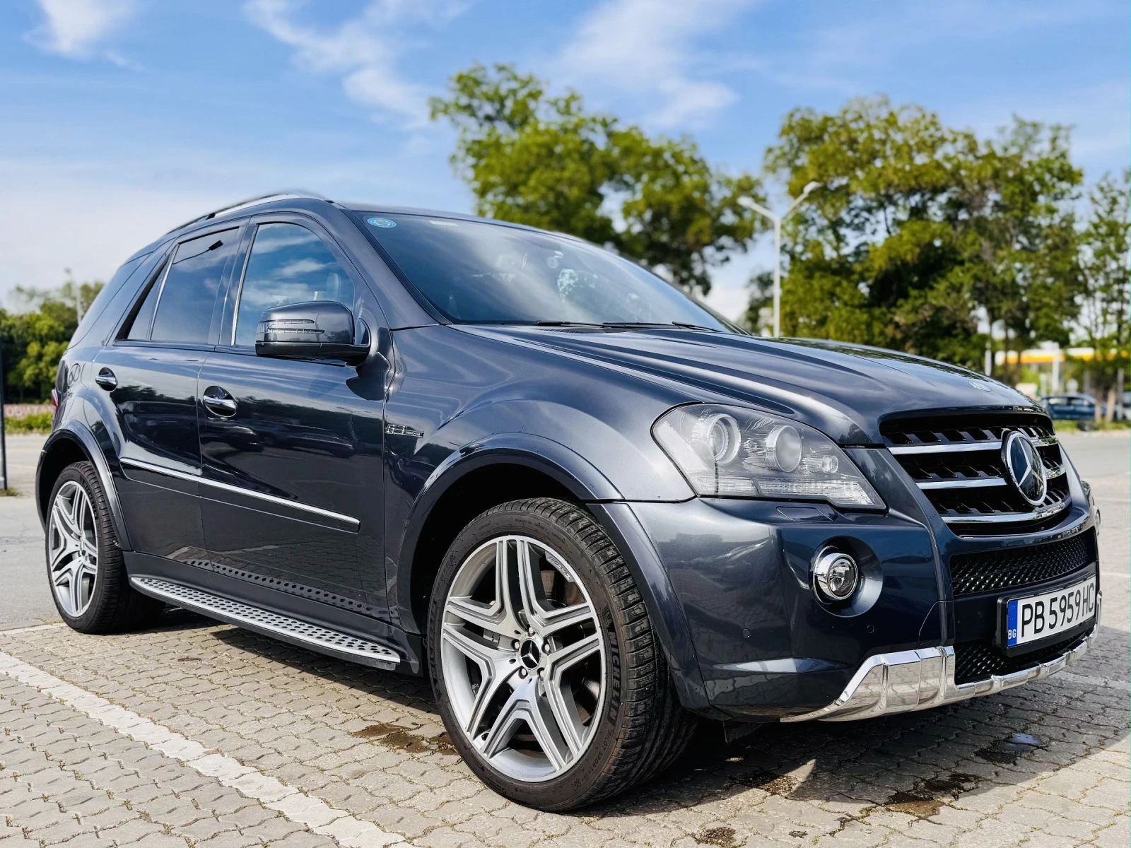 Mercedes-Benz ML 63 AMG Final Edition , снимка 4 - Автомобили и джипове - 54544858