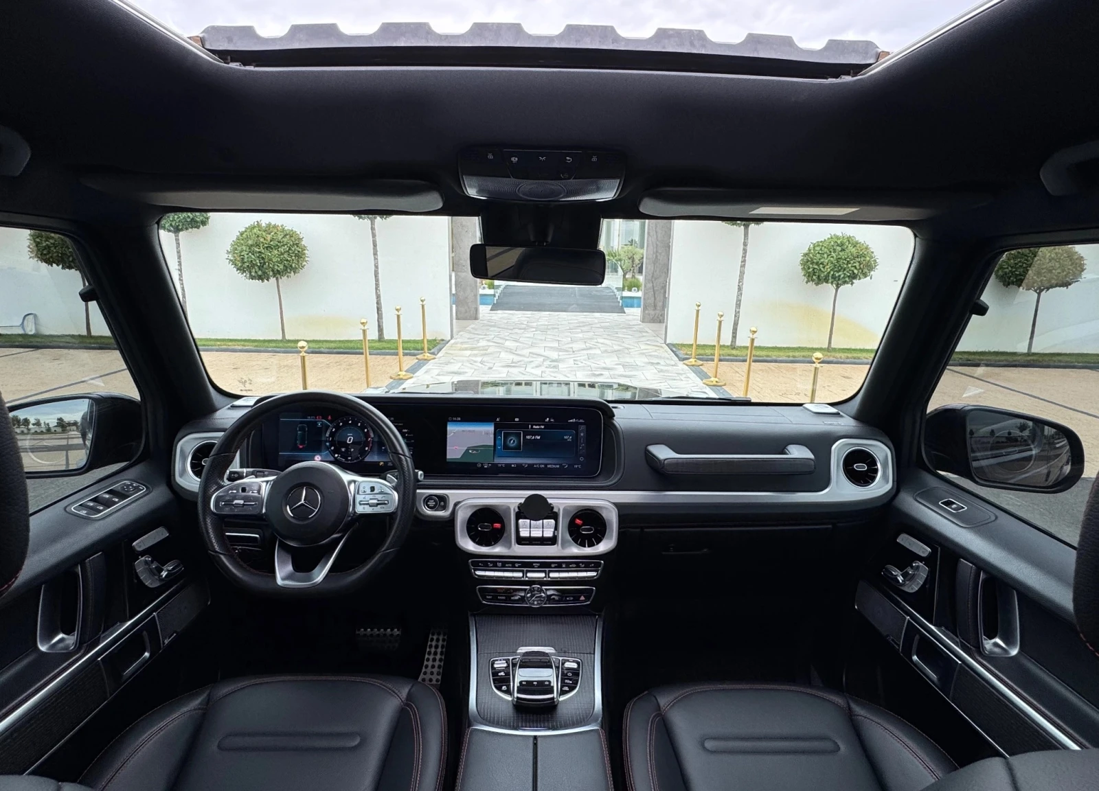 Mercedes-Benz G 500 AMG-Line 4.0 V8 4x4, снимка 7 - Автомобили и джипове - 55197339