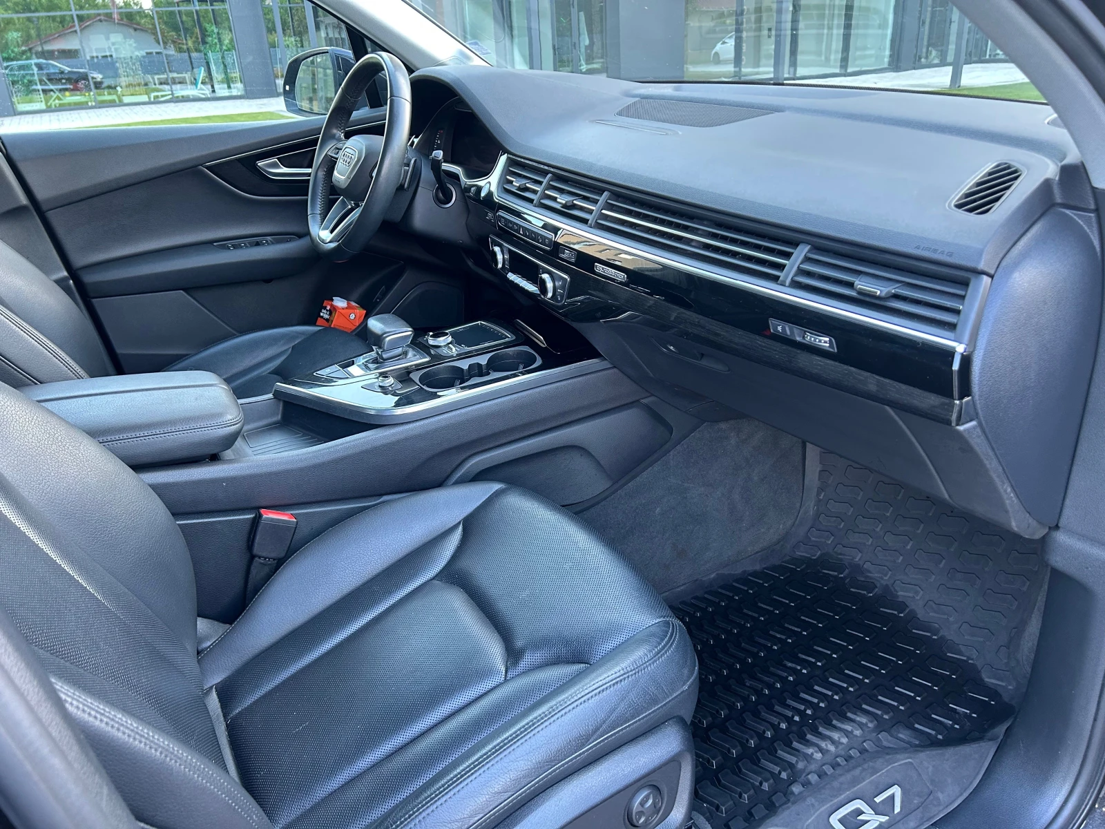 Audi Q7 3.0TFSI, снимка 10 - Автомобили и джипове - 55242346