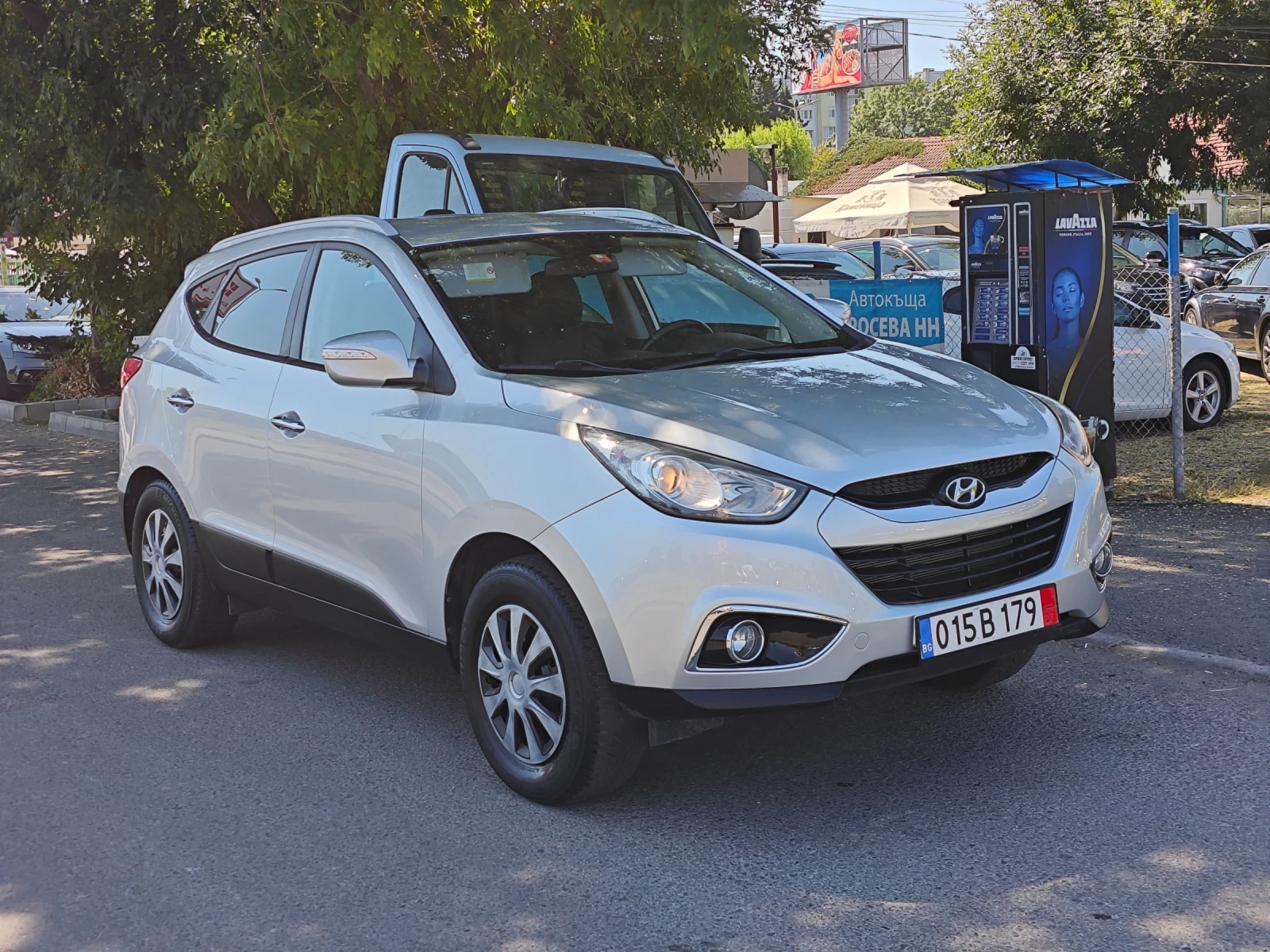 Hyundai IX35 2.0-4Х4, снимка 3 - Автомобили и джипове - 55722889