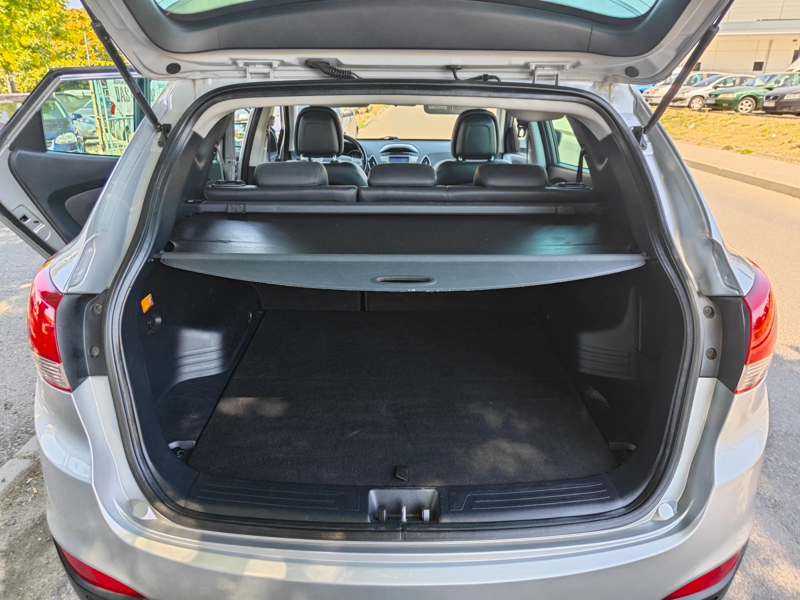 Hyundai IX35 2.0-4Х4, снимка 11 - Автомобили и джипове - 55722889