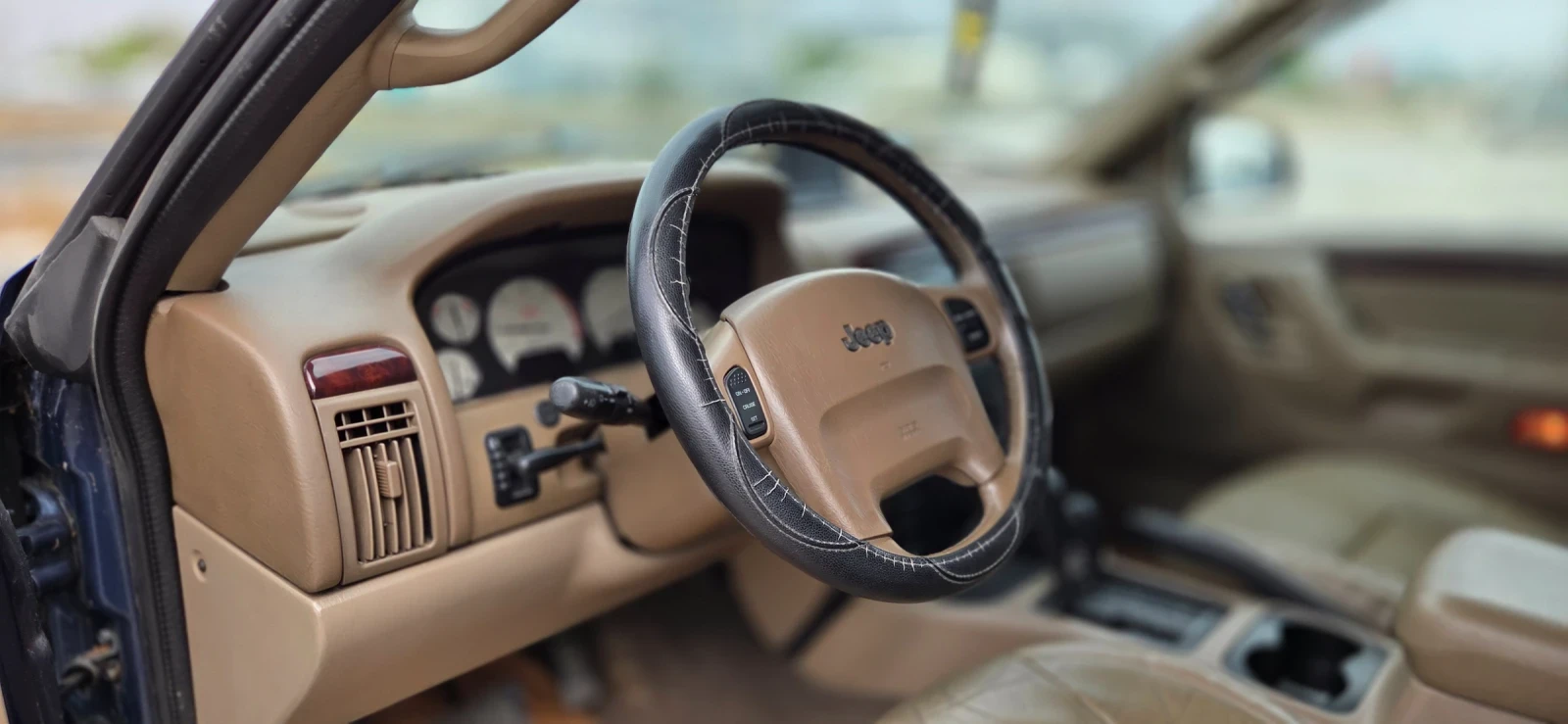 Jeep Grand cherokee, снимка 12 - Автомобили и джипове - 56040541