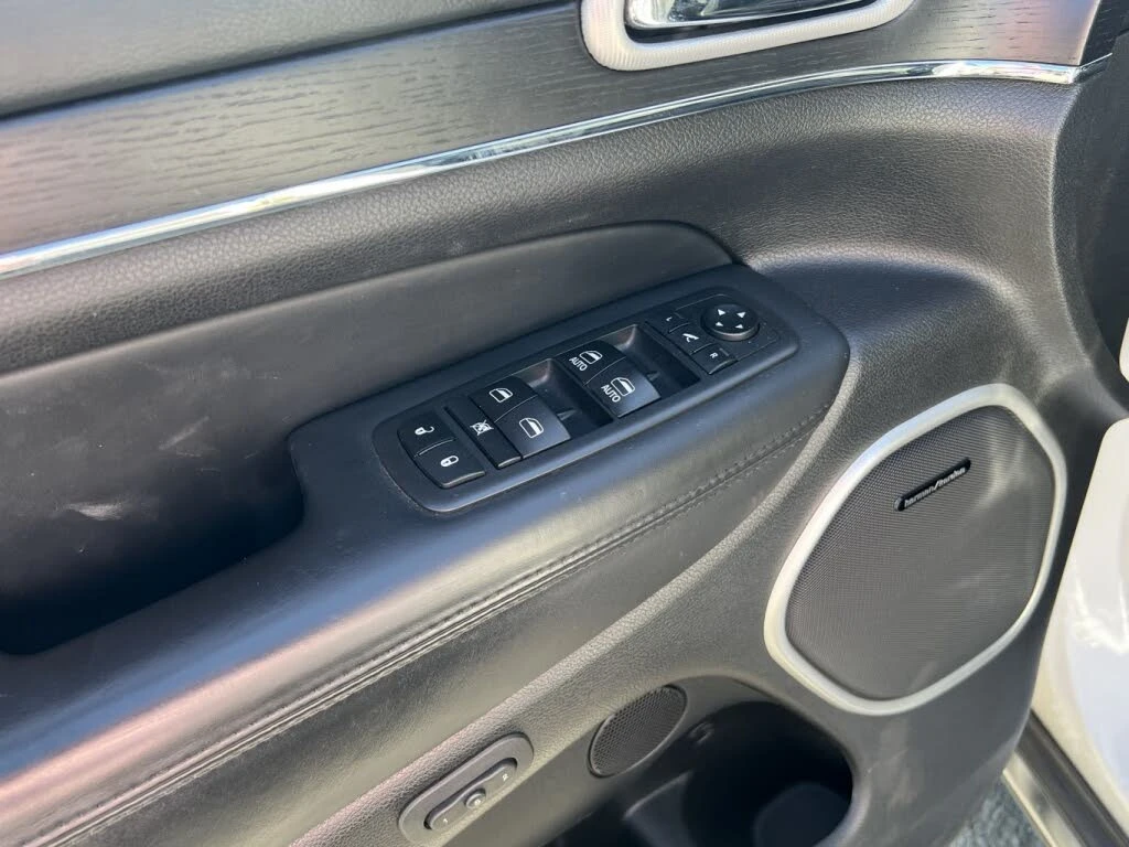 Jeep Grand cherokee 5.7 SUMMIT HARMON KARDON * КРАЙНА ЦЕНА* , снимка 14 - Автомобили и джипове - 56127943