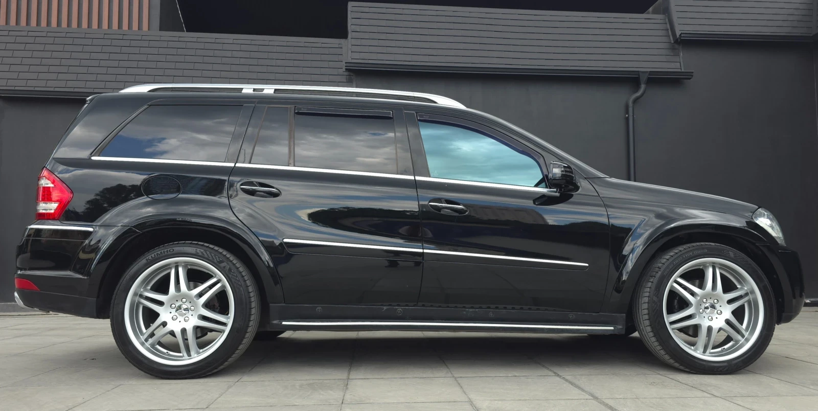 Mercedes-Benz GL 550 AMG, снимка 5 - Автомобили и джипове - 56590013