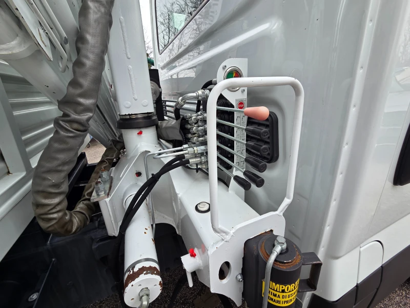 Iveco 35c17 ПРОДАДЕНА !!!, снимка 10 - Бусове и автобуси - 53437140