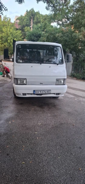 Nissan Atleon Състояние добро, снимка 1