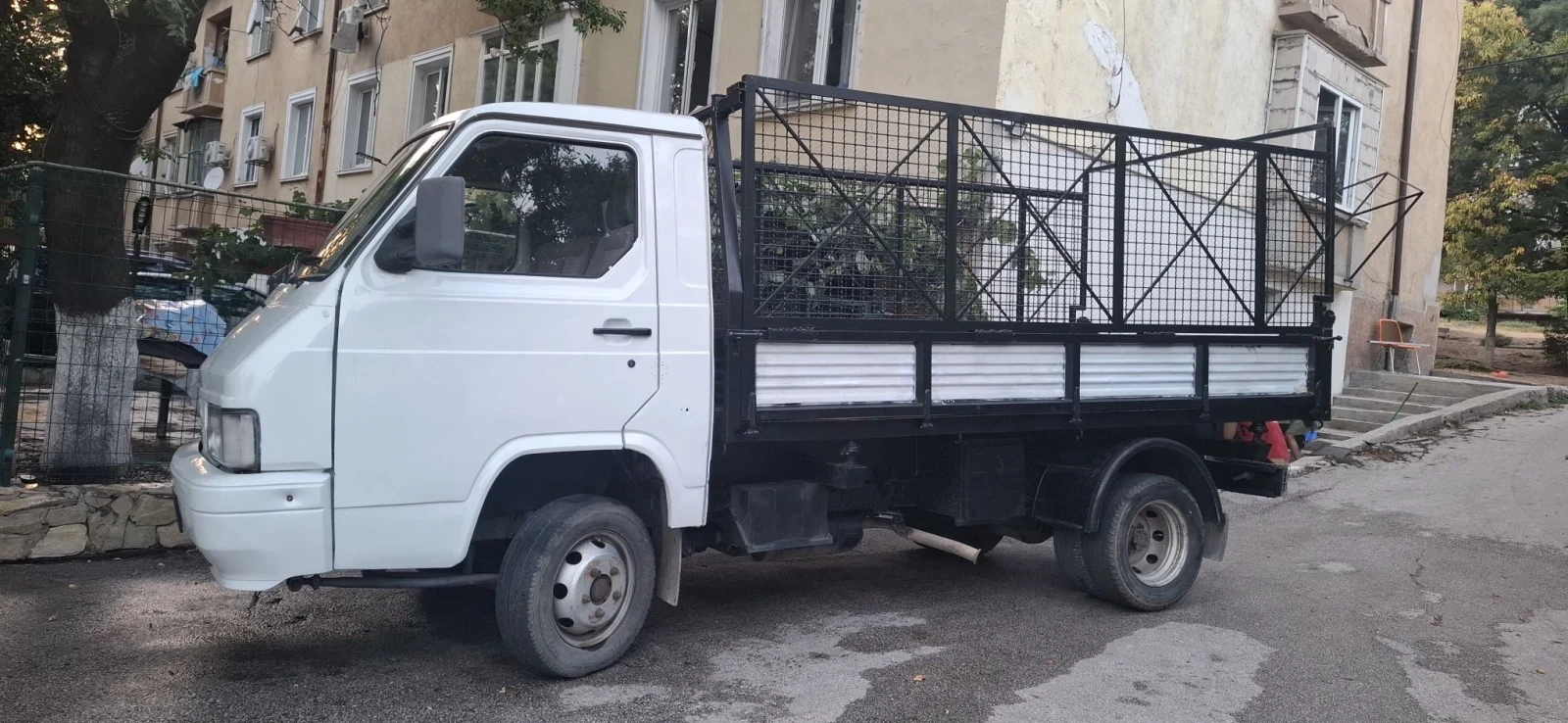Nissan Atleon Състояние добро, снимка 3 - Камиони - 55931040