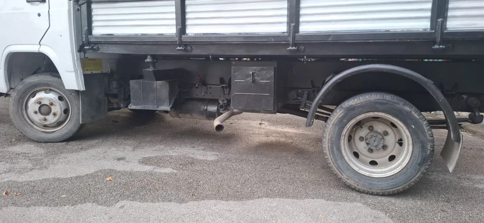 Nissan Atleon Състояние добро, снимка 4 - Камиони - 55931040