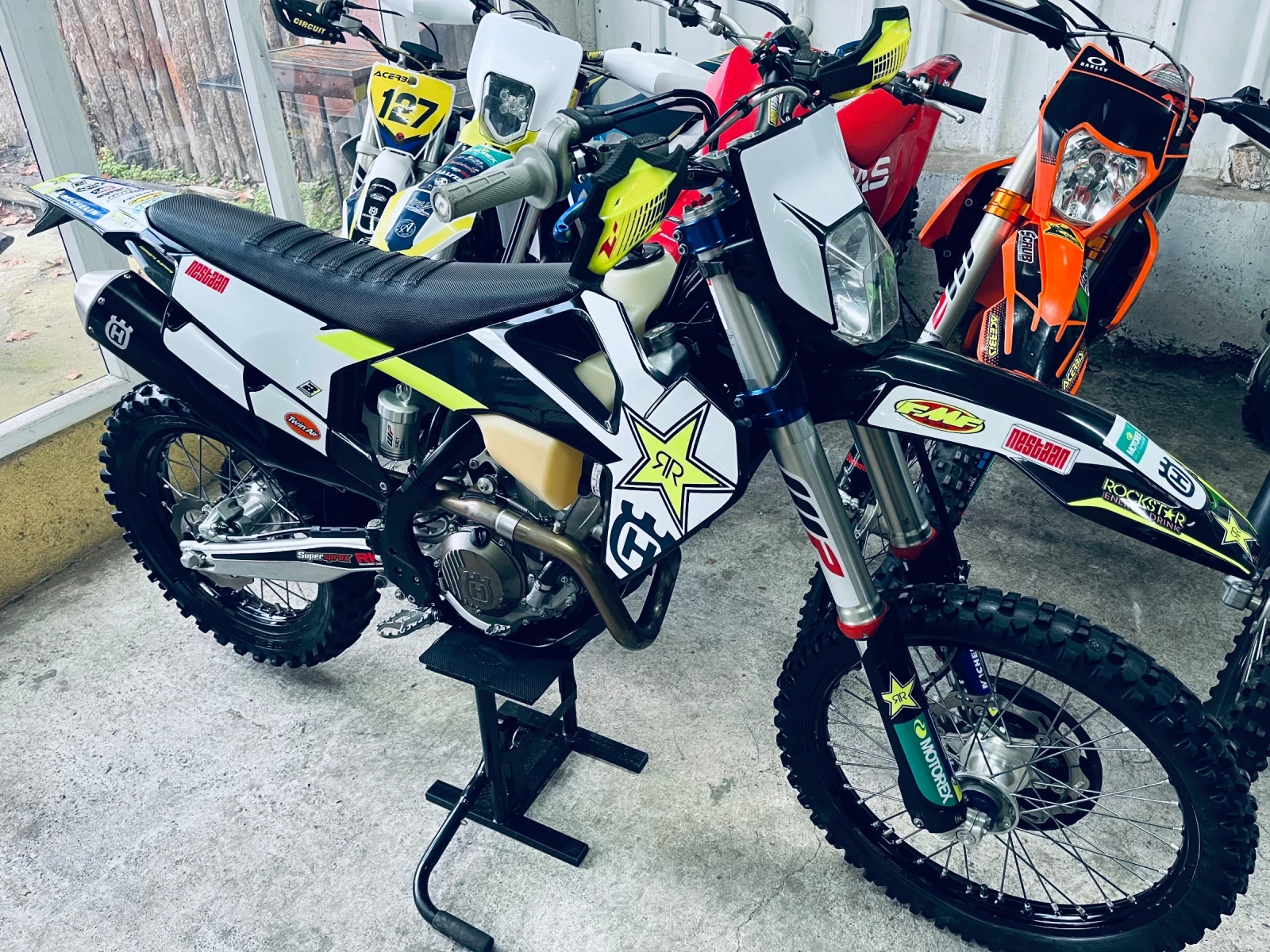 Husqvarna FE 350 ROCKSTAR 2022 - изображение 4