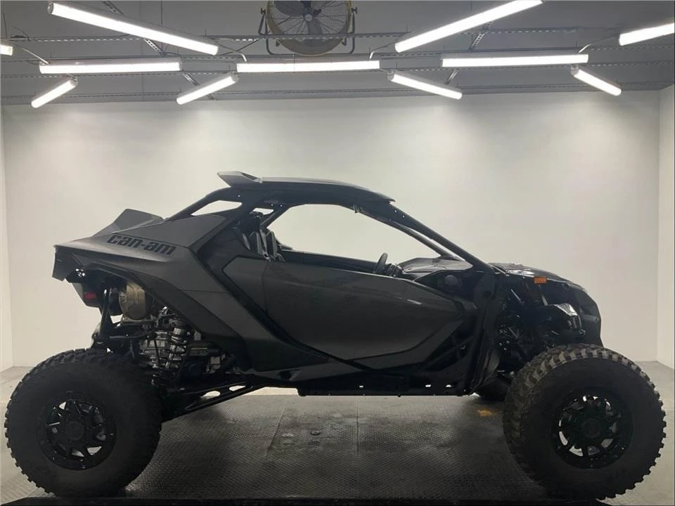 Can-Am Maverick R X RS SMART-SHOX| 89 мили | 240 к.с., снимка 2 - Мотоциклети и мототехника - 55772648