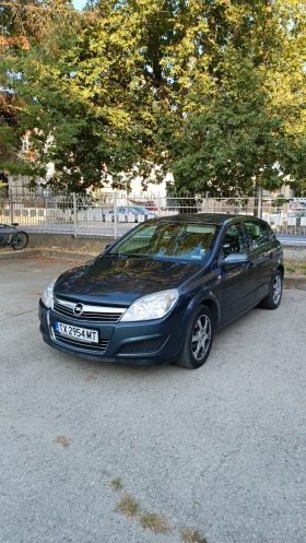 Opel Astra H, снимка 1