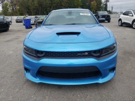     Dodge Charger SCAT PACK 