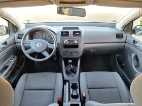 VW Golf 1, 9 TDi 105к.с. КЛИМАТИК ШВЕЙЦАРИЯ 2005г., снимка 13