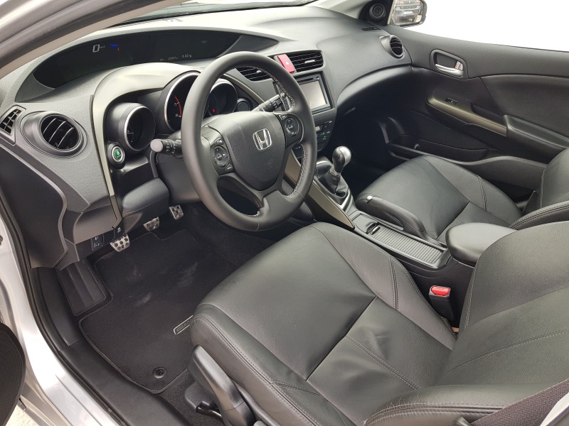 Honda Civic 2.2 CDTI - 150 к.с. 6 скорости ЛИЗИНГ, снимка 9 - Автомобили и джипове - 46459953