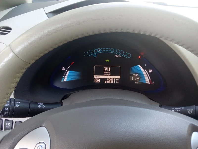 Nissan Leaf , снимка 9 - Автомобили и джипове - 47113150