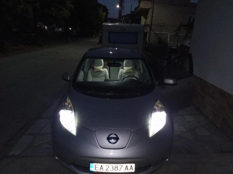 Nissan Leaf , снимка 17 - Автомобили и джипове - 47113150