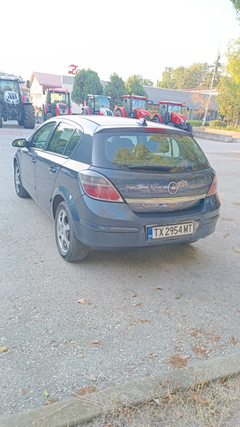 Opel Astra H, снимка 4 - Автомобили и джипове - 47042989