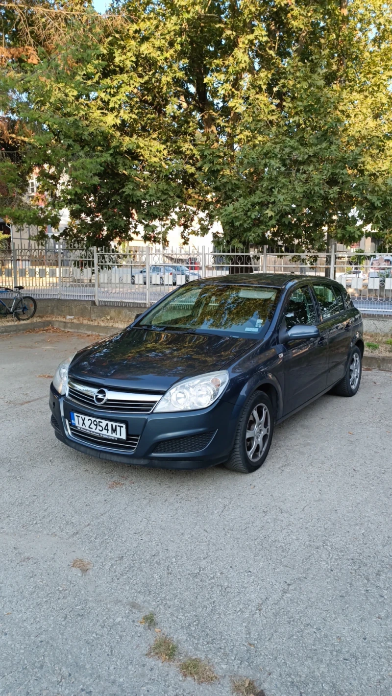 Opel Astra H, снимка 1 - Автомобили и джипове - 47042989