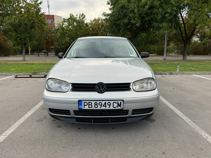 VW Golf 1.9 TDI , снимка 9 - Автомобили и джипове - 47098228