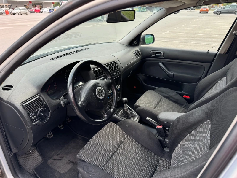 VW Golf 1.9 TDI , снимка 5 - Автомобили и джипове - 47098228