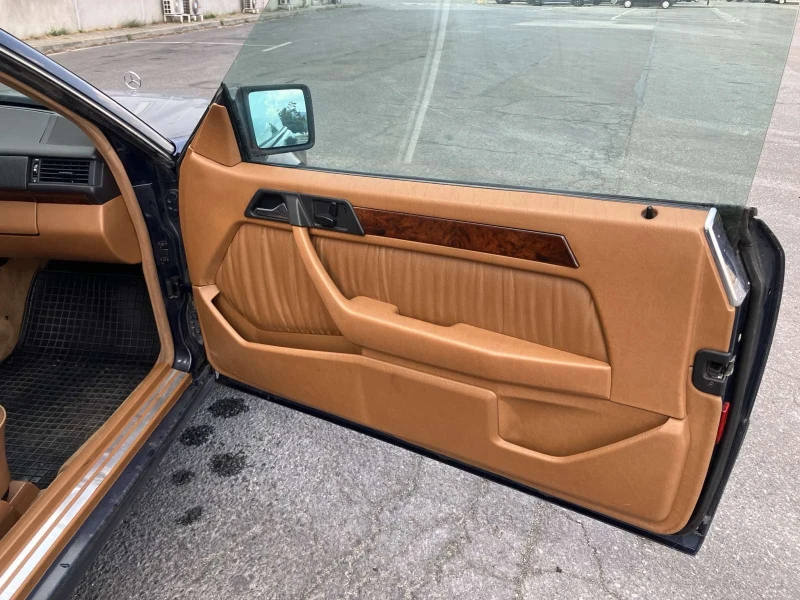 Mercedes-Benz 124 320E  Купе, снимка 10 - Автомобили и джипове - 47194856