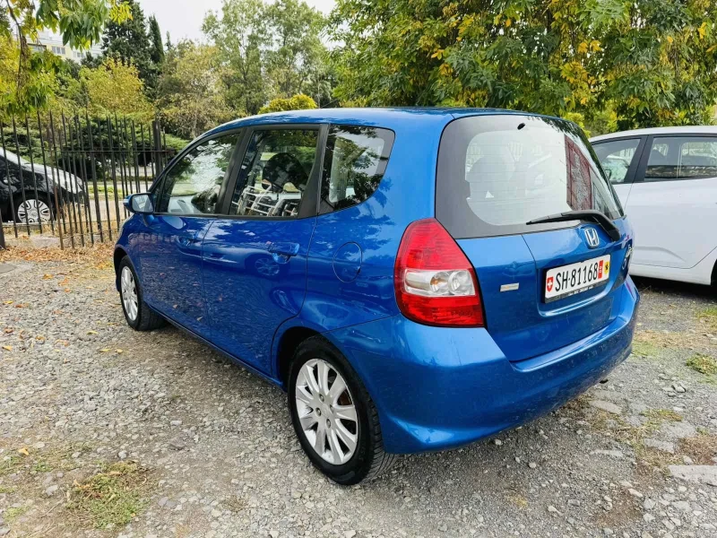 Honda Jazz 1.4i Swiss, снимка 6 - Автомобили и джипове - 47433437