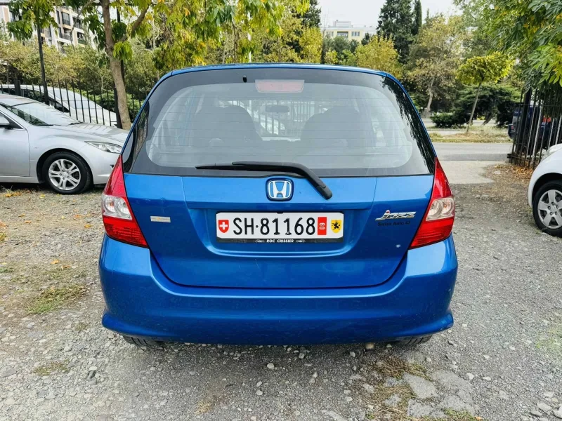 Honda Jazz 1.4i Swiss, снимка 7 - Автомобили и джипове - 47433437