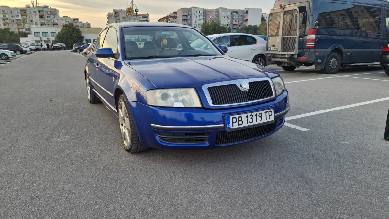 Skoda Superb, снимка 5 - Автомобили и джипове - 48131774